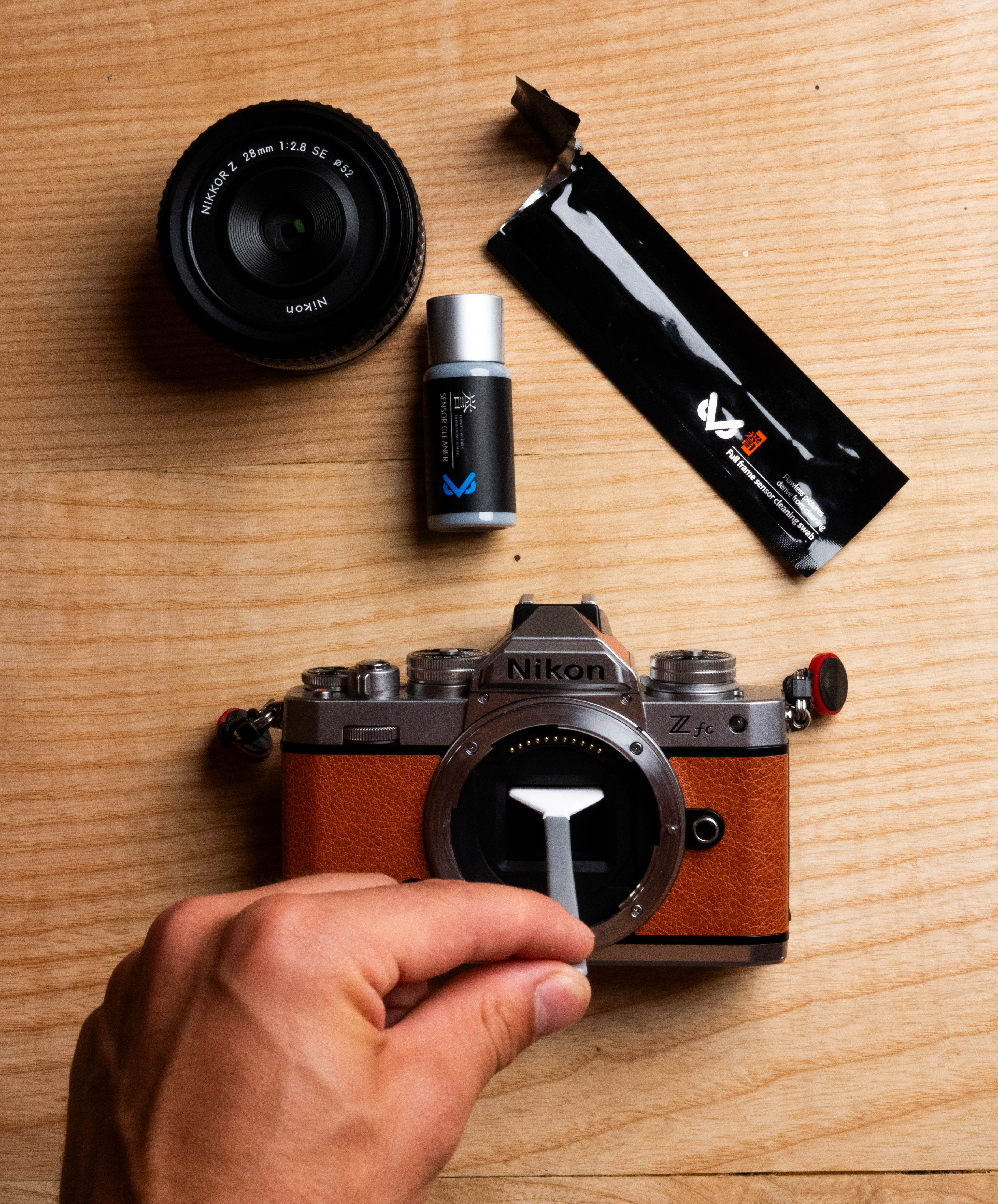 Kit Pulizia Sensore VSGO APS-C – 6 Tamponi + 10 Ml Liquido Per Nikon, Sony, Canon DSLR E Mirrorless